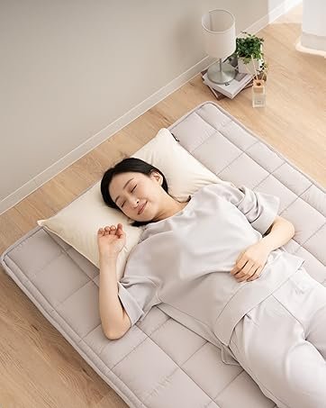 Folding futon