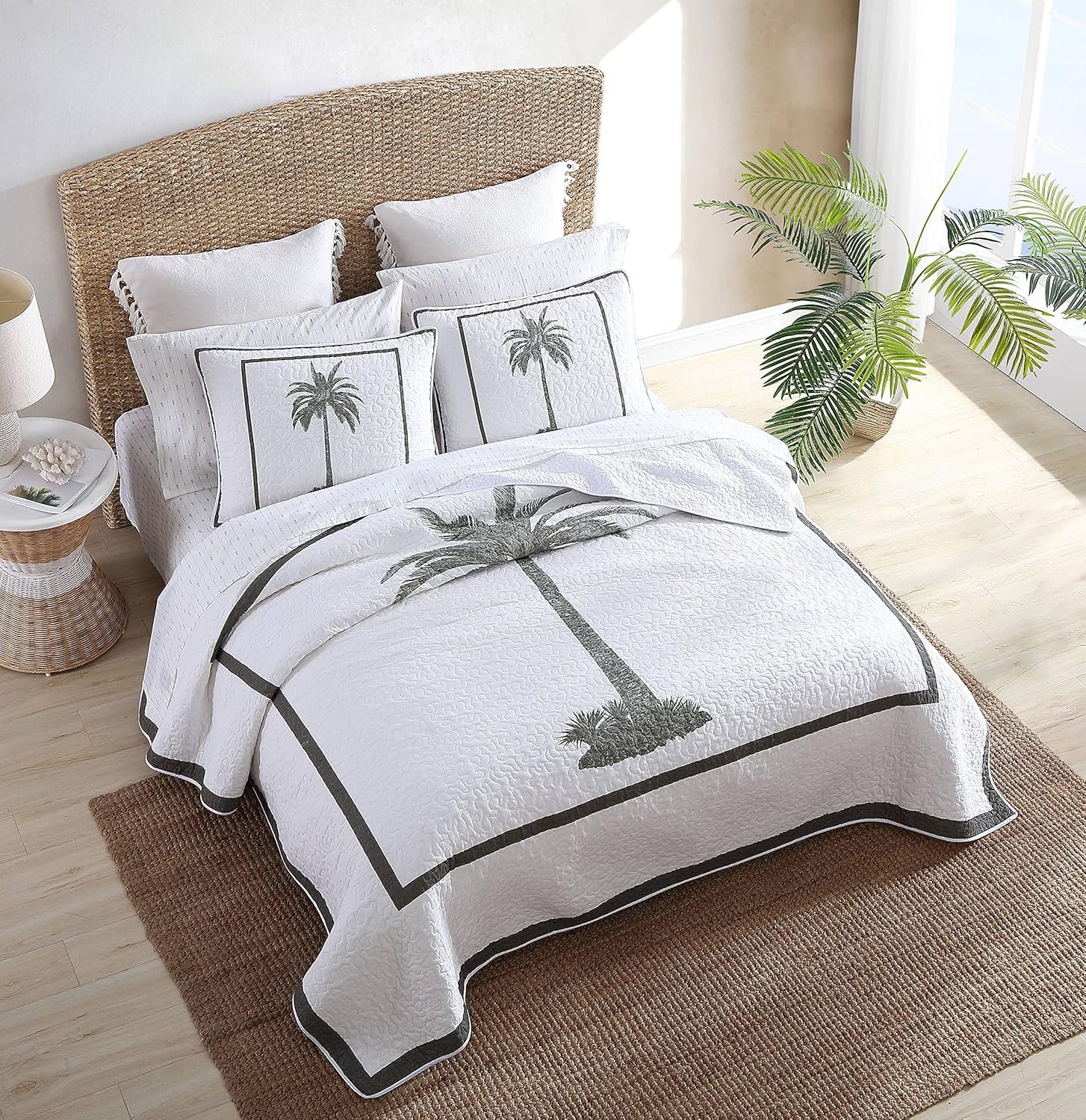 Tommy Bahama | Palm Island Collection | 100% Cotton Reversible Quilt - Soft, Breathable, Pre-Washed for Extra Softness, Queen Size, Grey 3 1728915420 513 Tommy Bahama Palm Island Collection 100 Cotton Reversible