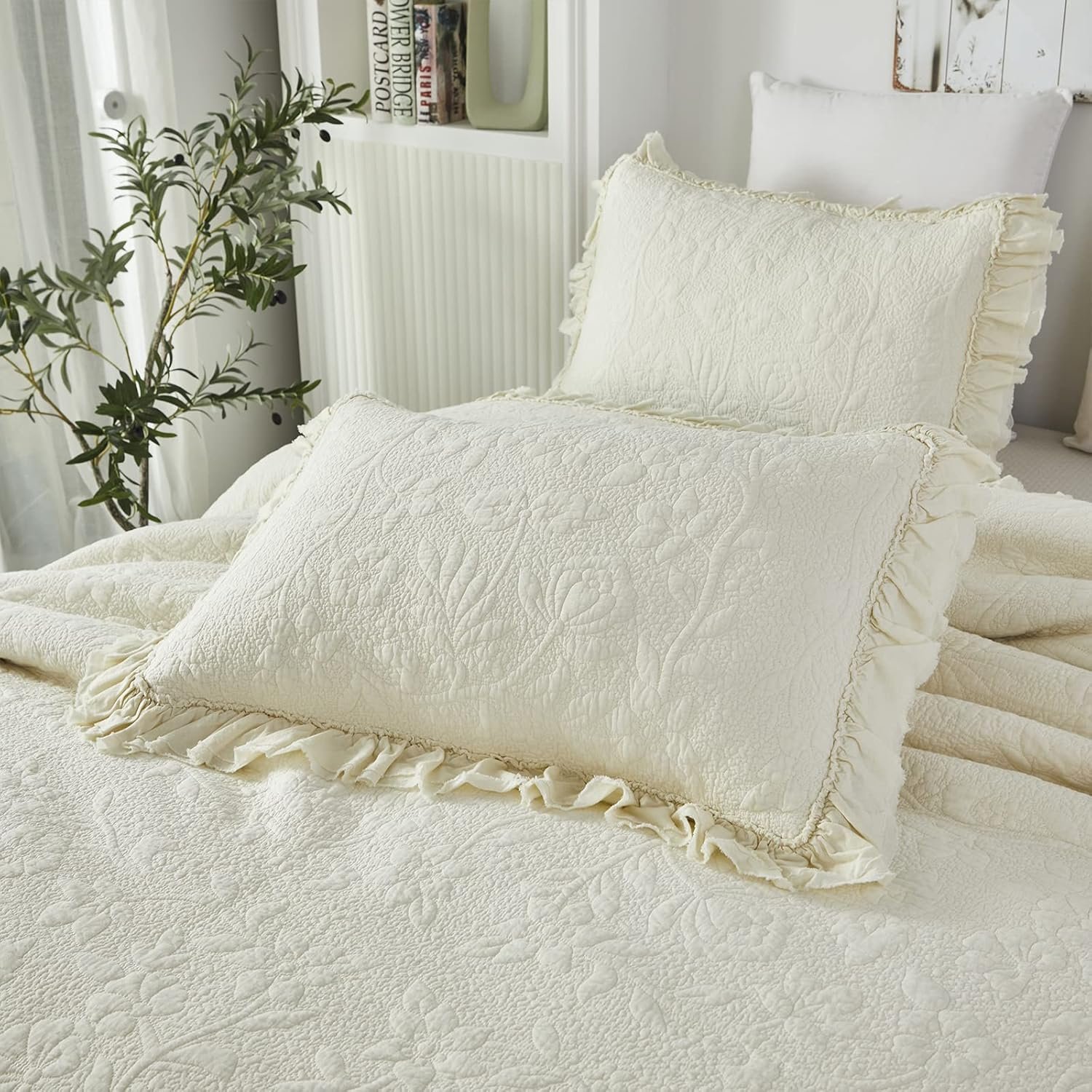 1729202619 358 Brandream King Size Quilt Set Cream and Yellow Shabby