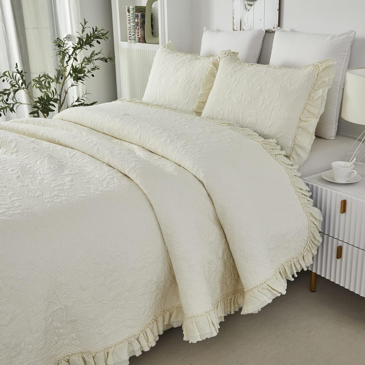 1729202620 200 Brandream King Size Quilt Set Cream and Yellow Shabby