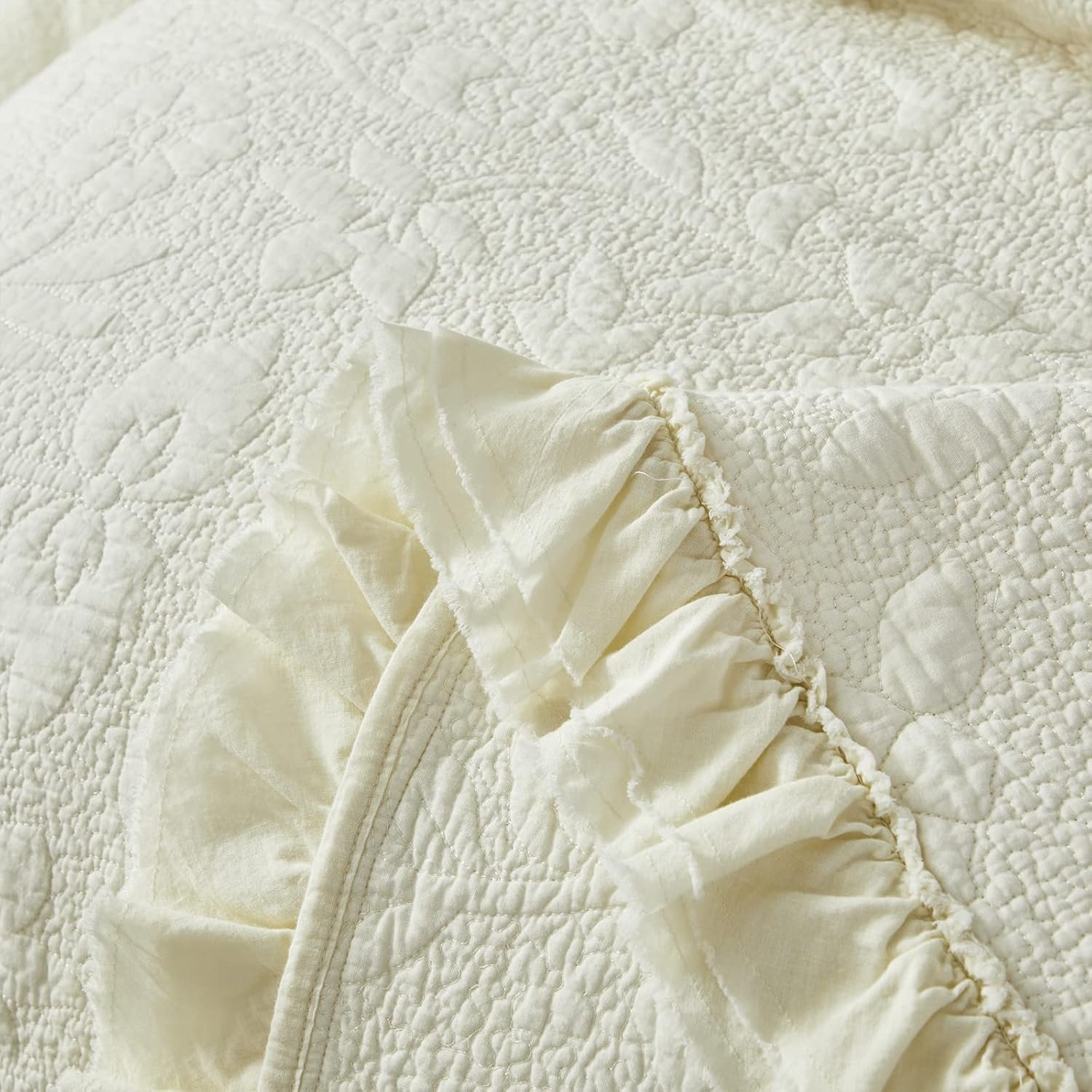 1729202620 775 Brandream King Size Quilt Set Cream and Yellow Shabby