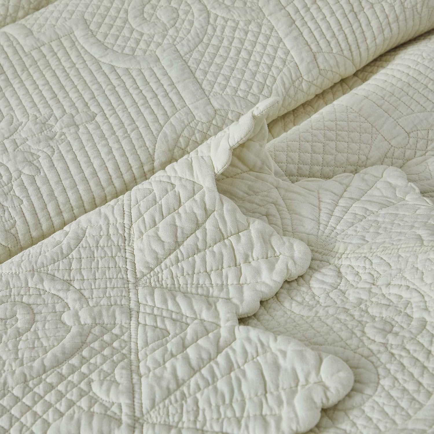 1729650434 184 Brandream Queen Size Luxury Cotton Matelasse White Quilt Set