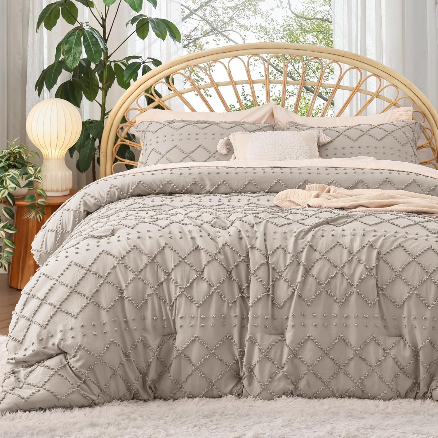 Bedsure Queen Comforter Set Linen Boho Tufted Shabby Chic