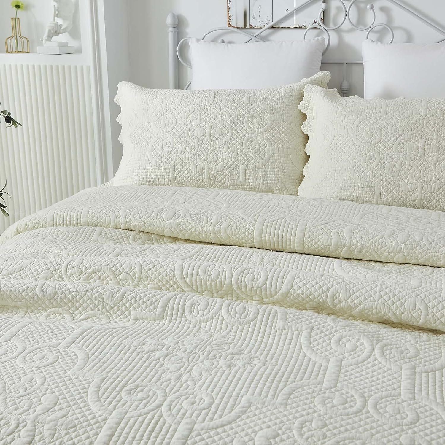Brandream Queen Size Luxury Cotton Matelasse White Quilt Set